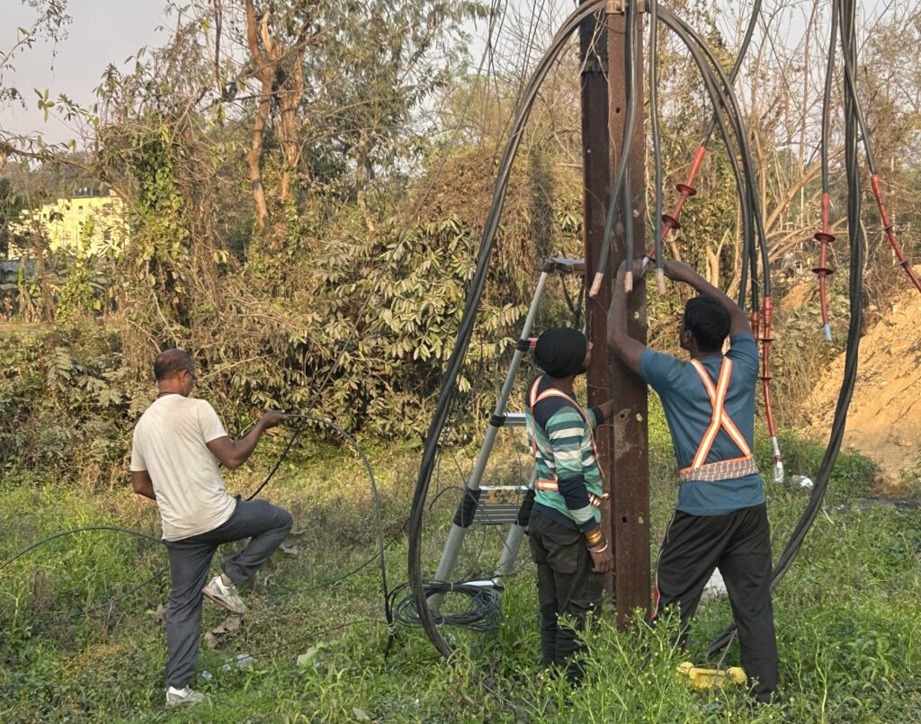 Overhead Power Lines — Simplex Electricals site photograph 2